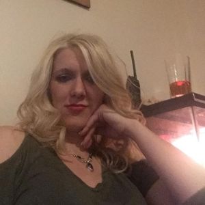 Meet your Posher, Elsbeth